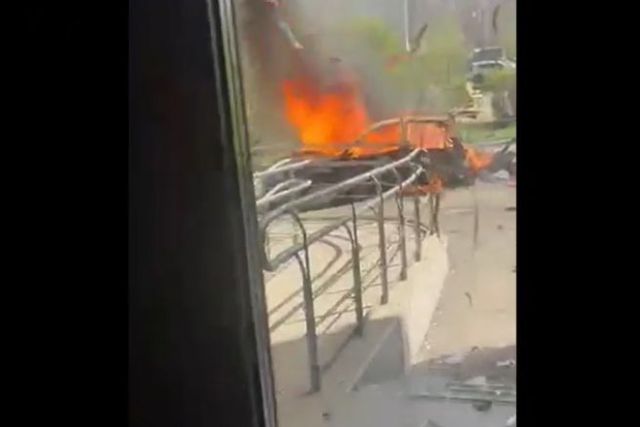 Eksplodirao automobil blizu Moskve: Ubijen general koji je učestvovao u pregovorima sa Ukrajinom (VIDEO)