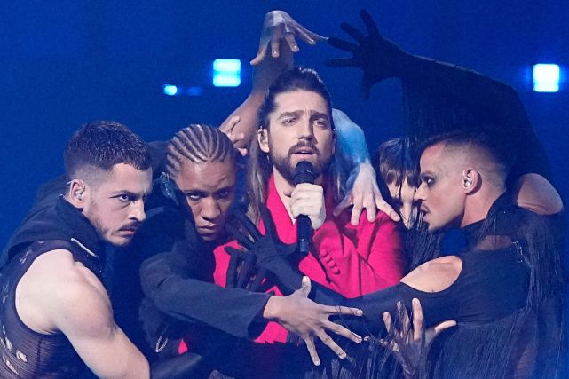 Poznati svi finalisti Evrovizije, Srbija ispala Princ from Serbia performs the song "Mila" during the dress rehearsal for the second semi-final of the 69th Eurovision Song Contest, in Basel, Switzerland, Wednesday, May 14, 2025. (AP Photo/Martin Meissner)