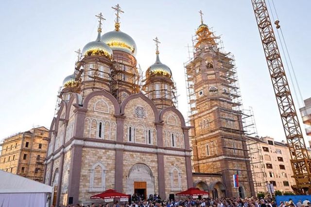 Prva Sveta arhijerejska liturgija u banjalučkom Srpsko-ruskom hramu