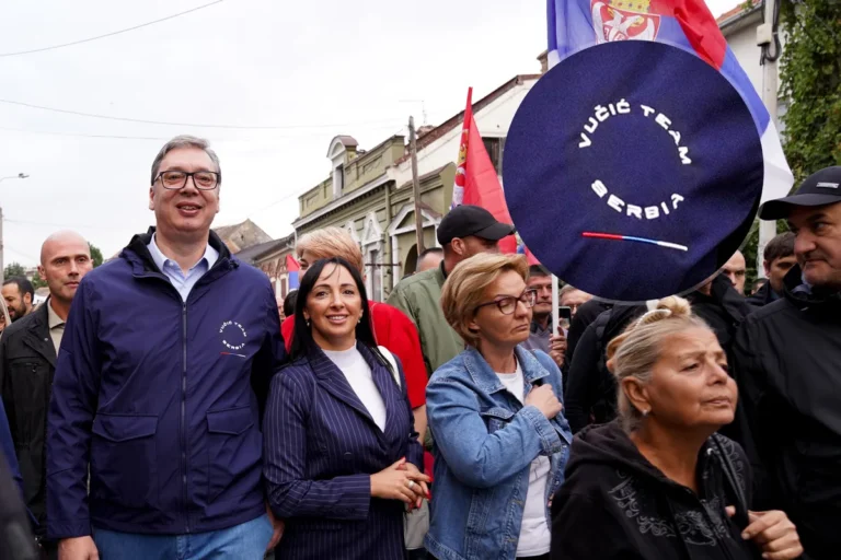 Još jedan plagijat: Ideja za „Vučić team Serbia“, ipak, ukradena i to od Putina