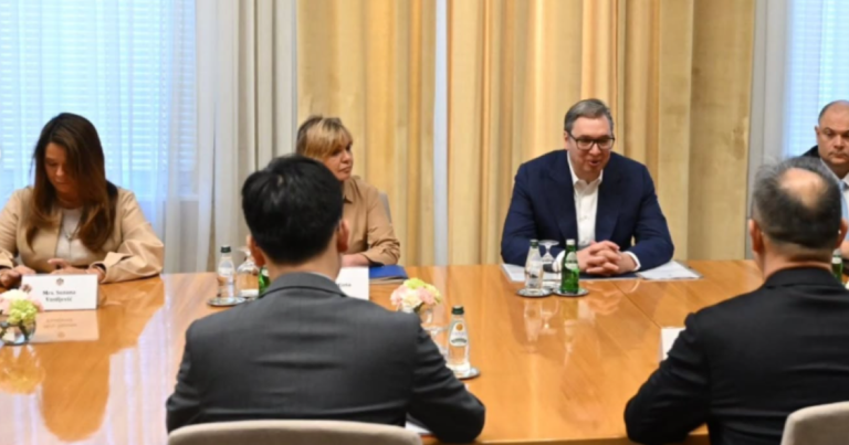 Vučić sa Li Mingom pred posetu Kini: Podrška Sija svedočanstvo čeličnih veza dve zemlj