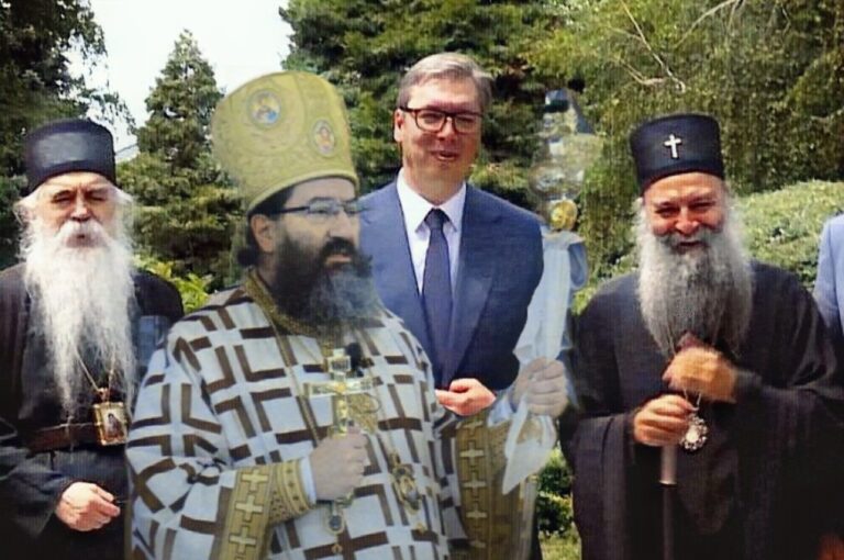 Totalitarizam na zemlji, totalitarizam na nebu