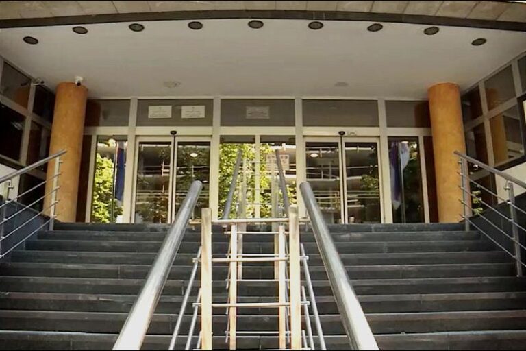 „Pucali, pozlatila im se“: Prikazane „skaj“ poruke Zvicera na suđenju za ubistvo „škaljaraca“