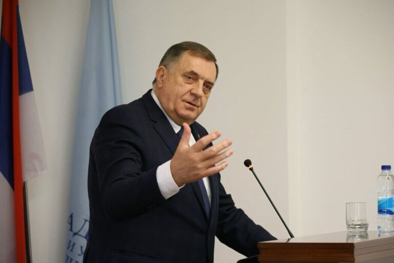 Dodik poručio HNV-u: Republiku Srpsku zaobiđite